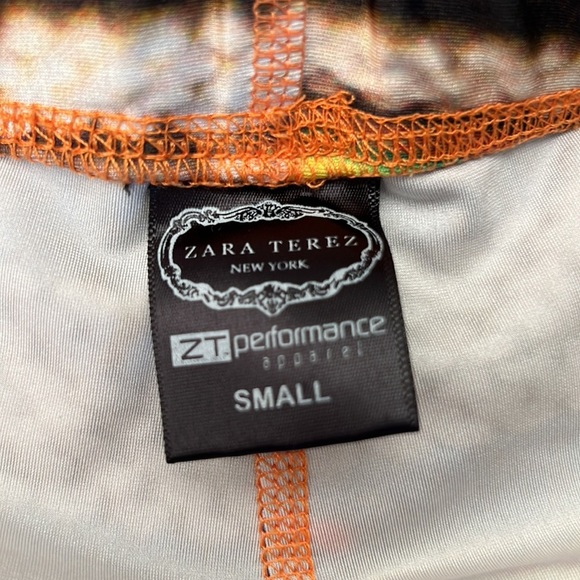 Terez Capri leggings - Picture 3 of 4